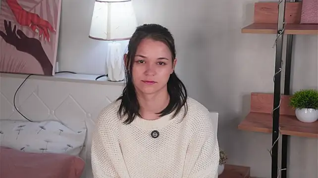 Chat +18 de SigridPharris ao vivo