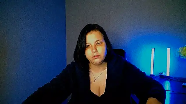 Simmiera's Webcam Show