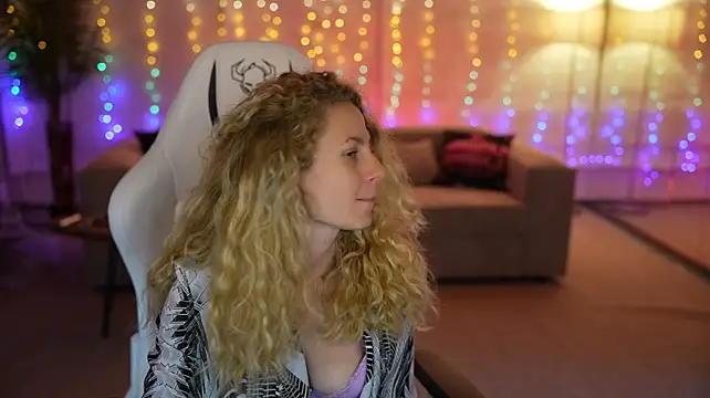 Вебкам-шоу Curly_054