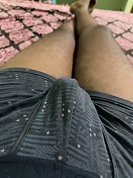 Tamil_Thulasi Show in webcam