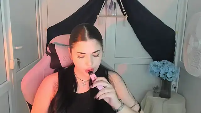 TinsleyPeach Webcam-Show