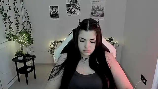 دردشة TinsleyPeach الجنسية المباشرة