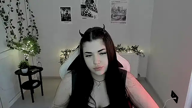TinsleyPeach's Live XXX Chat