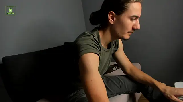 عرض كام Dominic_Mercer