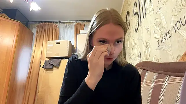 DollieMuhn's Live XXX Chat