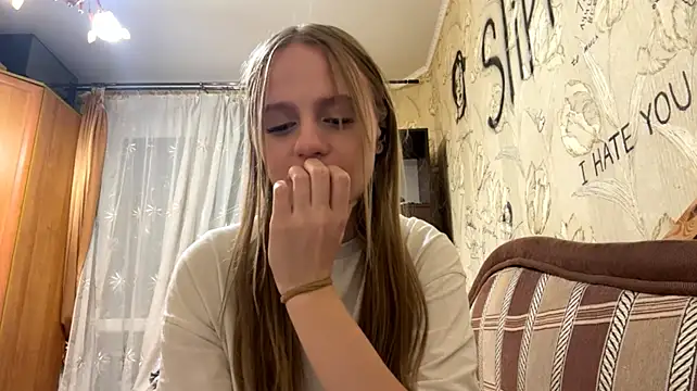 Chat XXX en directo de DollieMuhn