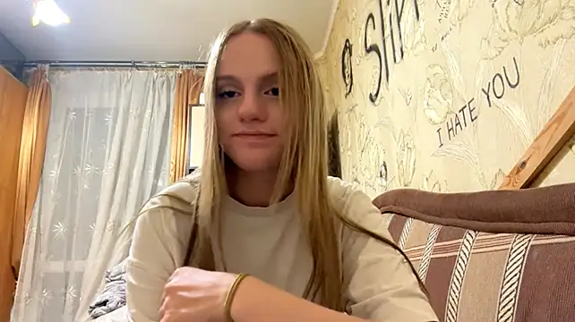 DollieMuhn Webcamshow