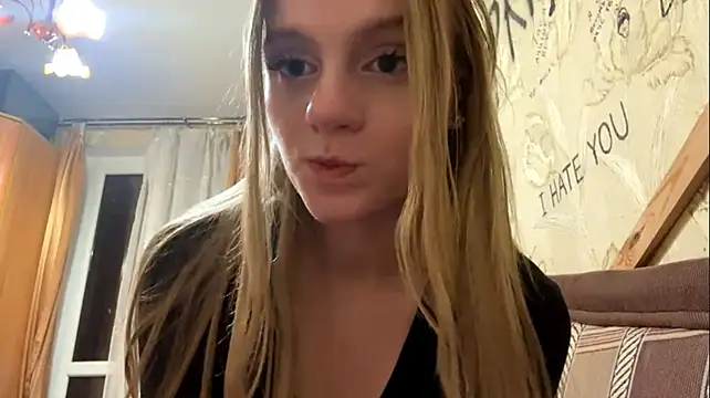 DollieMuhn's Webcam Show