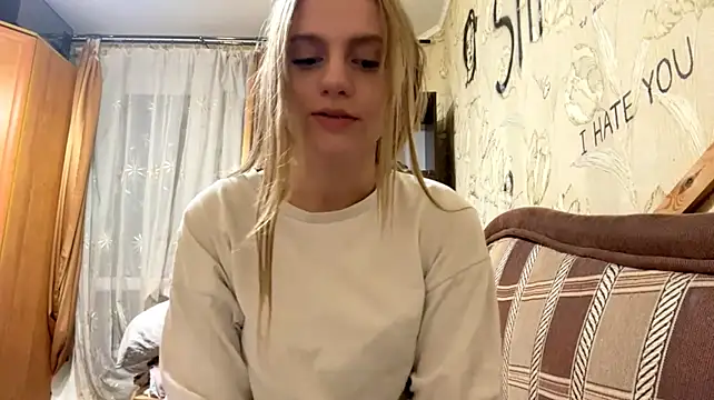 DollieMuhn – webcam-show