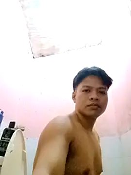 HORNYSEAFARER 网络视讯表演