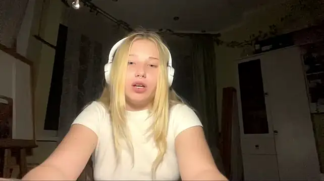 KayleighIacovone – webcam-show