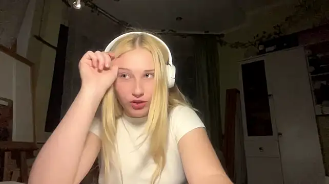 KayleighIacovone – webcam-show