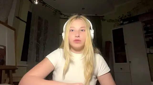 KayleighIacovone – webcam-show