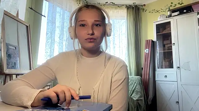 KayleighIacovone – webcam-show