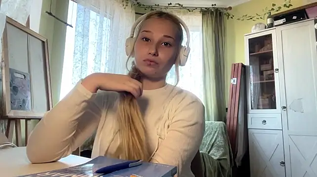 KayleighIacovone – webcam-show