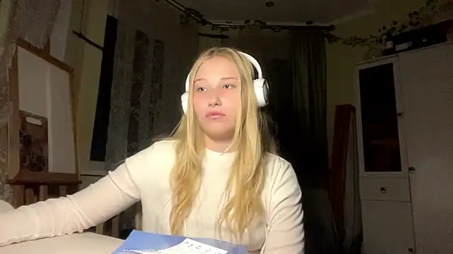 KayleighIacovone's Live XXX Chat