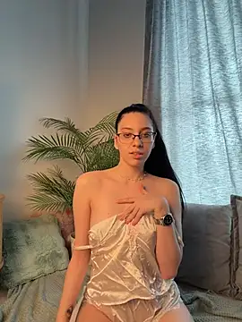 LuluPeach_ Webcam show