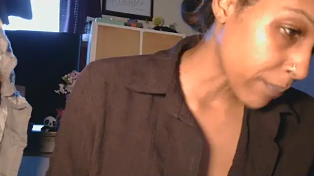 GodesssAtirah's Webcam Show