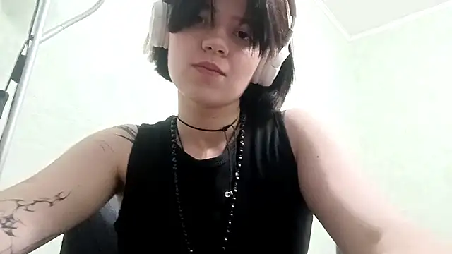 RandiMerkel Adlı Modelin Canlı XXX Sohbeti