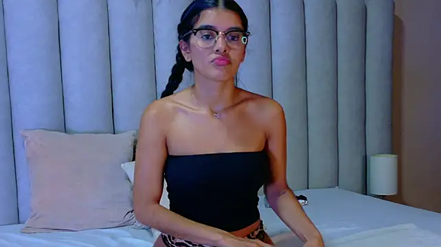 BellaOwens__'s Webcam Show