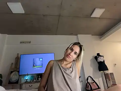 Angela_Only live XXX chat
