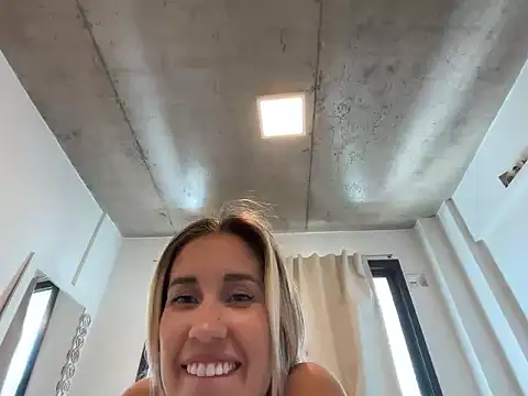 Angela_Only Chat XXX live