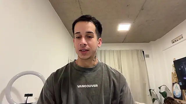 Angela_Only Show Webcam