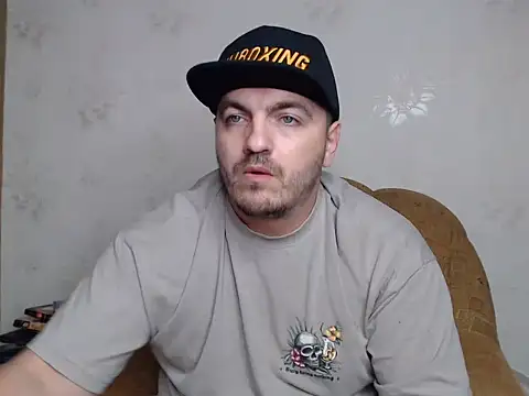 MasterTaylor Show in webcam