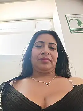 Mara_23x Adlı Modelin Web Kamerası Şovu