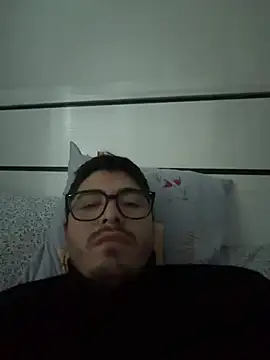 Jooe111111 Show in webcam