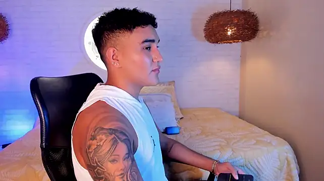 LuccaMoretti1 Webcam show