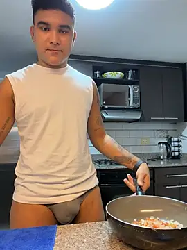 Show de webcam de LuccaMoretti1