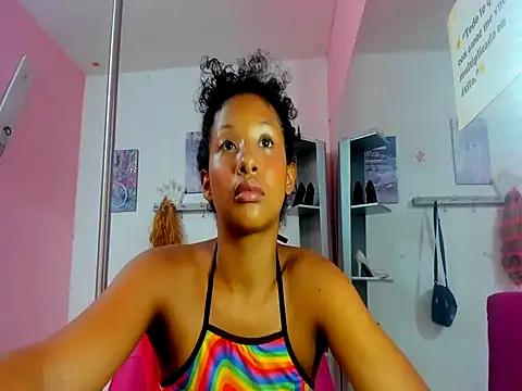DOLL-STAR- Webcamshow