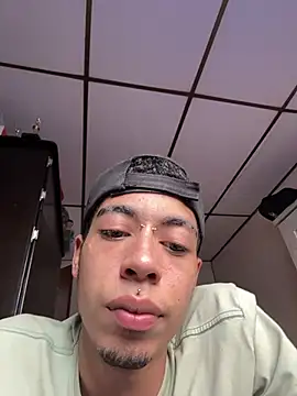 Ixxus_Raven Webcam show