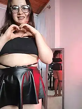 Lilith_cute_ – Live XXX-chat