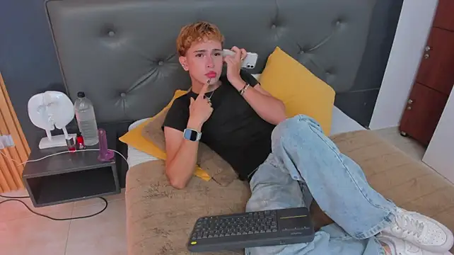 RyanFox1 webkamerás műsora