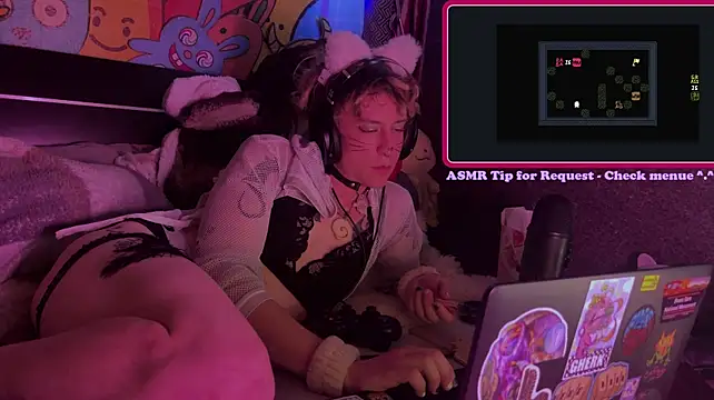 Stray_Kitty's Webcam Show