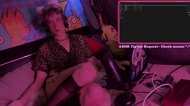 Show de Stray_Kitty na webcam