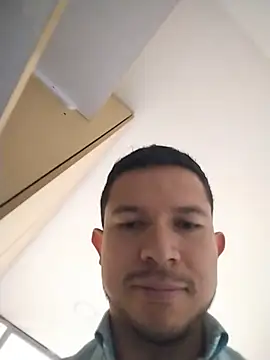 Webkamerová show Sexmenfull
