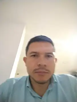 הופעת וובקאם של Sexmenfull