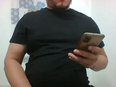Show modela anthuamhalliburton na web-kameri
