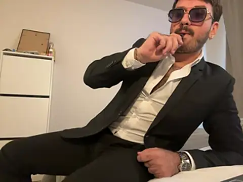 Alpha_Karim webcam show