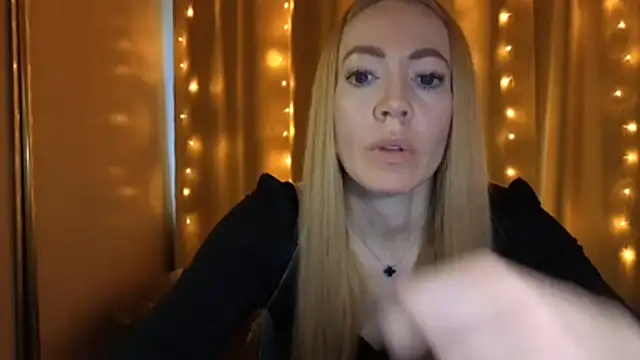 LensyTourelss Webcam-Show