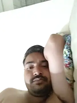 Rishidesiboy Show in webcam