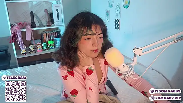 Show modela omgabby na web-kameri