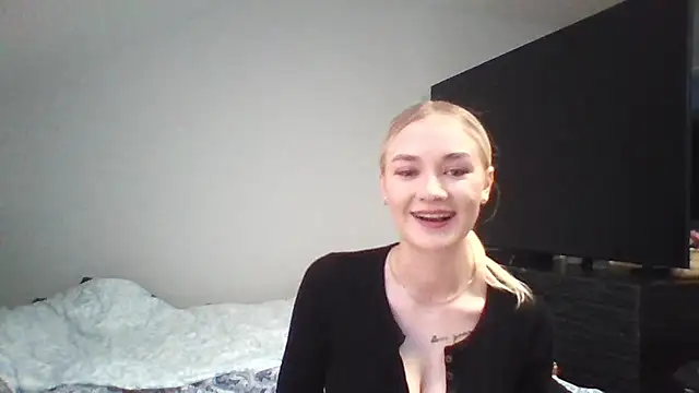 Chat +18 de RoseSexyBlonde ao vivo