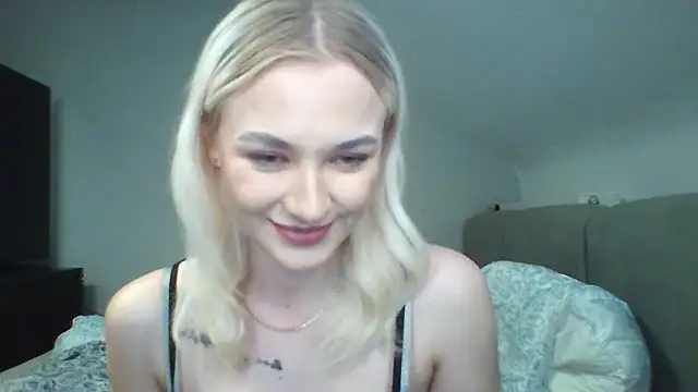RoseSexyBlonde 网络视讯表演