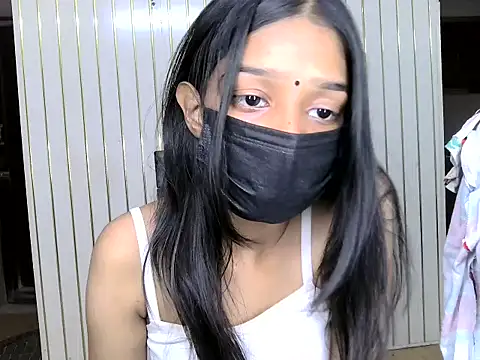 Sakshiii_Pathak 웹캠 쇼