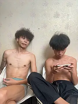 yuyu-9857 Show Webcam