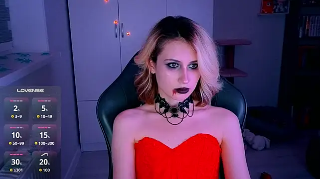 Kate_Moon Chat XXX live